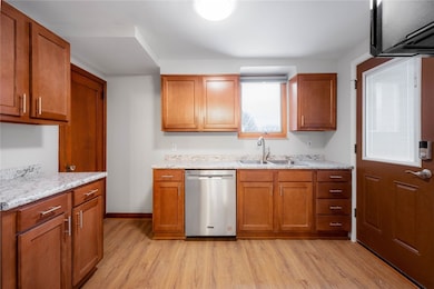 1501 James St, Monroeville, PA 15146 - photo 7