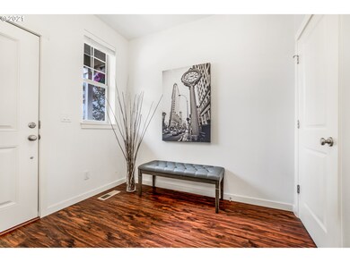 14565 SE 155th Dr, Clackamas, OR 97015 - photo 4