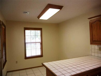 3909 W Cedar St, Rogers, AR 72756 - photo 7