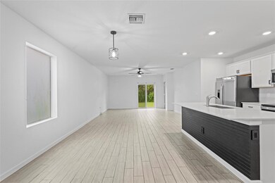 738 Worlington Ln, Fort Pierce, FL 34947 - photo 6