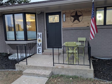 7371 Bronco Rd, Denver, CO 80221 - photo 3