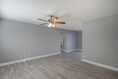 1714 W 7th Ave-6