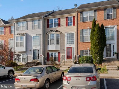 7122 Ladd Cir, Frederick, MD 21703 - photo 3