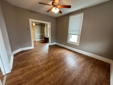 471 N Main St, Harrodsburg, KY 40330 - photo 4