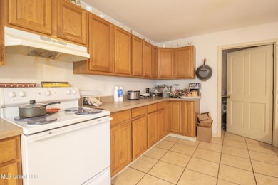 321 Necaise St, Waveland, MS 39576 - photo 3