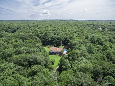 89 Pools Lane Tiverton, RI