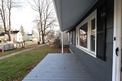 360 N Columbus St, Galion, OH 44833 - photo 2