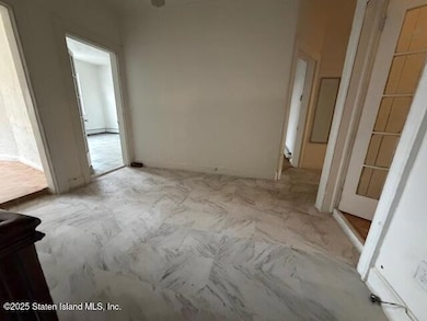 202 Bay St, Staten Island, NY 10301 - photo 3