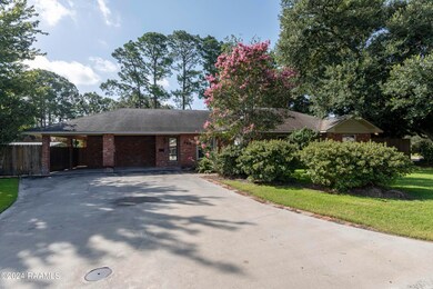 827 Bank Ave, New Iberia, LA 70560 - photo 2