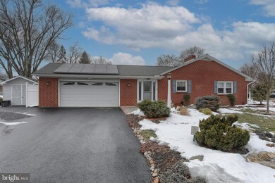 246 E Glenn Rd, Hershey, PA 17033 - photo 7