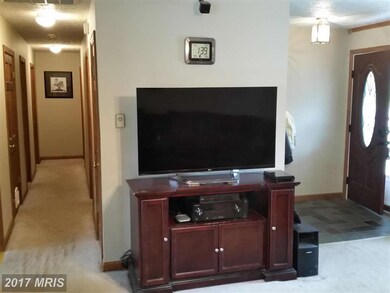 84 Iden Ln, Martinsburg, WV 25404 - photo 3