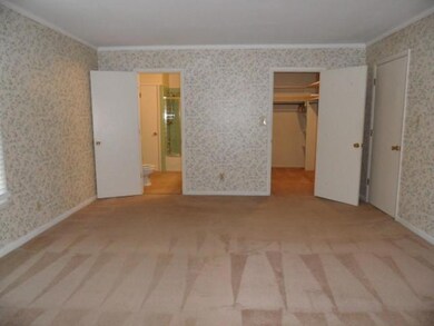 310 Hillcrest St, Manchester, TN 37355 - photo 6