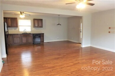 3709 Hamilton Dr unit 11, Gastonia, NC 28052 - photo 3