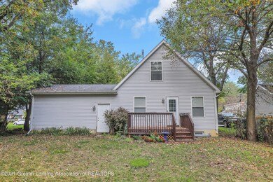 327 W Berry Ave, Lansing, MI 48910 - photo 2