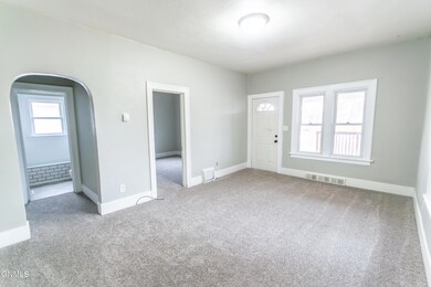1010 4th, Mandan (4 of 19)