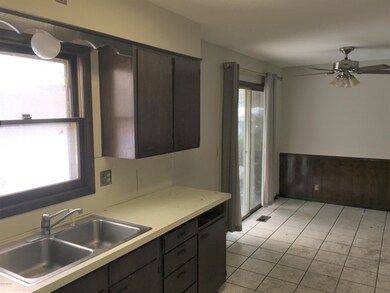 620 Netherfield St NW, Comstock Park, MI 49321 - photo 4