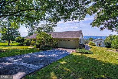 96 Oak Dr, Mount Wolf, PA 17347 - photo 3