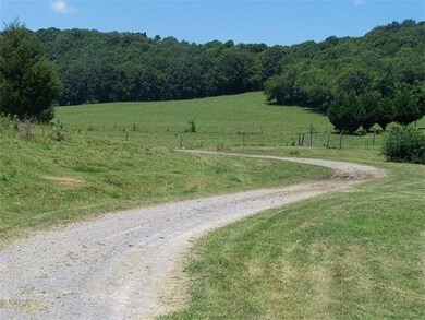 268 D Martin Rd, Shelbyville, TN 37160 - photo 7