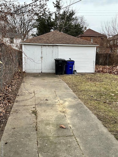16229 Stansbury St, Detroit, MI 48235 - photo 4