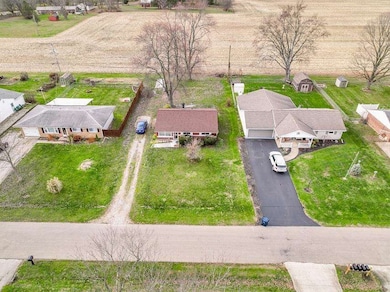 8419 S Leonard St, Cambridge City, IN 47327 - photo 3