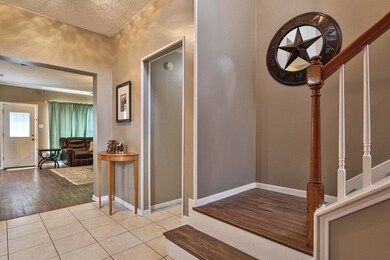 3830 Clover Dr, Alvin, TX 77511 - photo 4