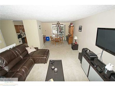 1115 Bretton Rd, Lansing, MI 48917 - photo 3