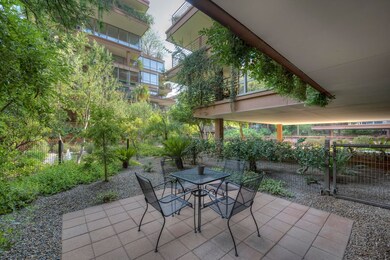 013_Patio