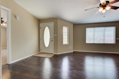 549 S 99th Pl-7
