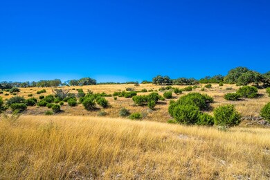 147 Cattlemans Crossing Dr unit 147, Kerrville, TX 78028 - photo 3