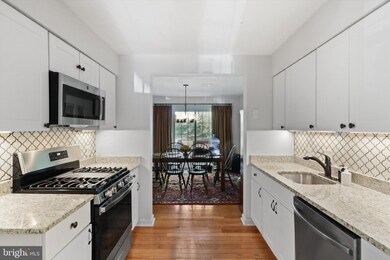 3071 Southern Elm Ct, Fairfax, VA 22031 - photo 2