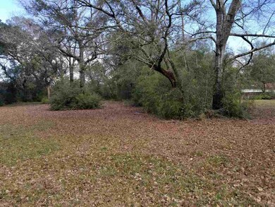 8315 Wilde Lake Rd, Pensacola, FL 32526 - photo 3