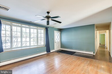 6513 Belleview Dr, Columbia, MD 21046 - photo 5