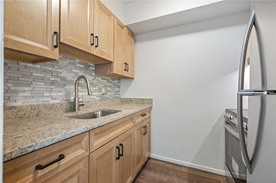 Gateway Towers unit 11-O, Pittsburgh, PA 15222 - photo 7