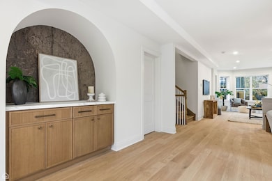 unlisted-address, Chicago, IL 60625 - photo 6