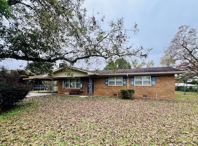 105 Halsey St, Fitzgerald, GA 31750 - photo 4