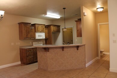 54 S 6250 W unit 4, Hurricane, UT 84737 - photo 3