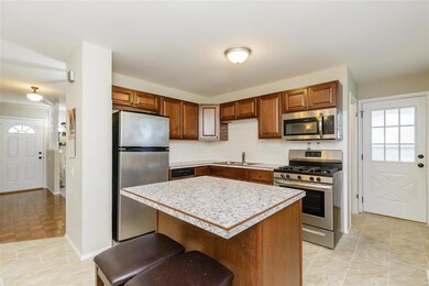 3245 Highgate Ln, Saint Charles, MO 63301 - photo 3