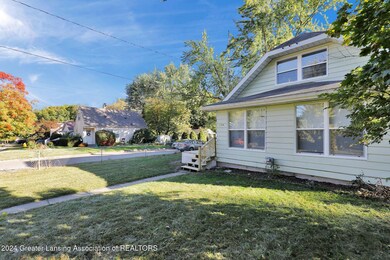 574 Tisdale Ave, Lansing, MI 48910 - photo 2