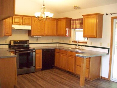 9x10 Kitchen. New flooring