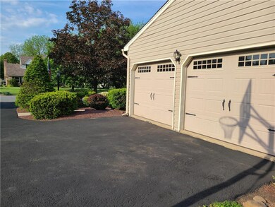 5827 Shady Ln, Nazareth, PA 18064 - photo 6