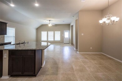12659 Vogel Rd, Houston, TX 77088 - photo 6