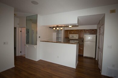 112 Hampton Place Blvd, Troy, NY 12180 - photo 3