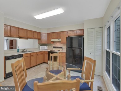 11521 Brundidge Terrace, Germantown, MD 20876 - photo 4