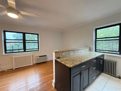 216-05 48th Ave unit 3A, Bayside, NY 11364 - photo 4