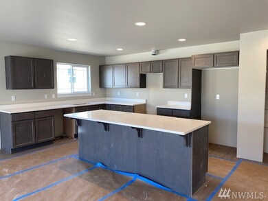 146 S Mystical Ave, East Wenatchee, WA 98802 - photo 3