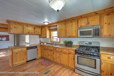 Kitchen (3)