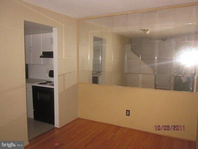 9027 Lambskin Ln, Columbia, MD 21045 - photo 3