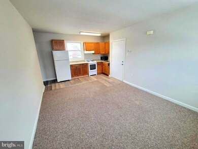 36 W Lancaster Ave unit 5, Downingtown, PA 19335 - photo 2