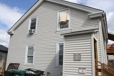 76 2nd St, Turners Falls, MA 01376 - photo 4