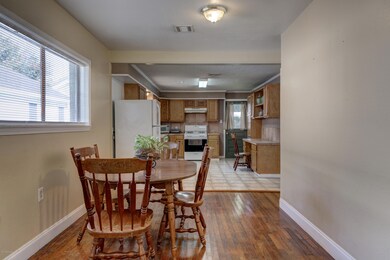 918 Azalea Lafayette-5